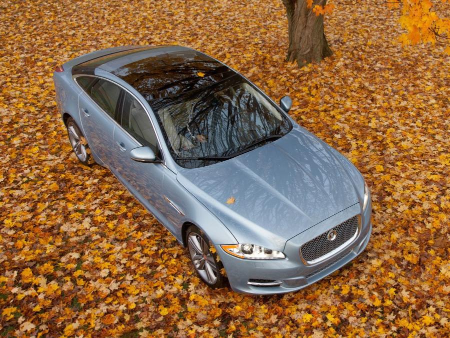  Jaguar XJ SS 2011 года  (US) (фото 17 из 33)